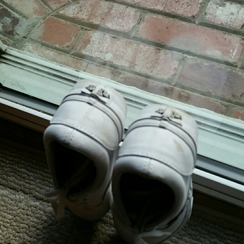 White Vans - Picture 3 of 7